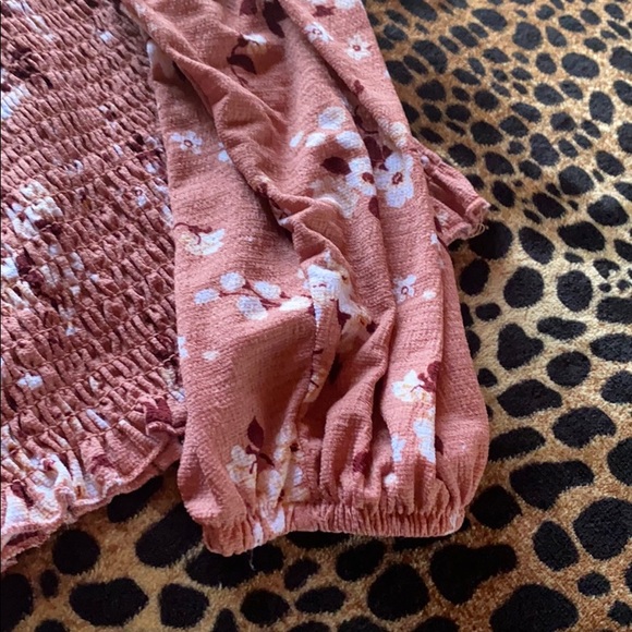 Top - Picture 3 of 4